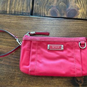 Tumi Wristlet Pink 3 compartments